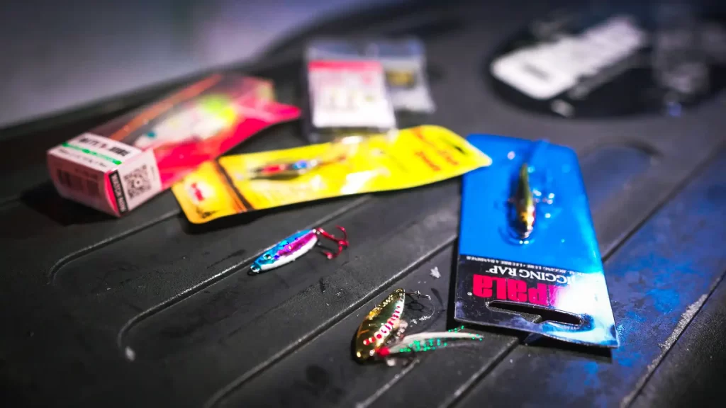 best-ice-fishing-lures-for-walleye
