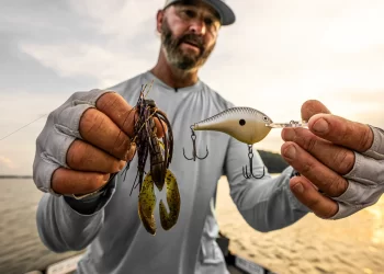 Swindle-late-summer-bass-fishing